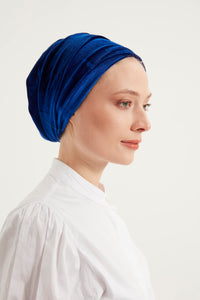Dark blue velvet turban - Haneenalsaify